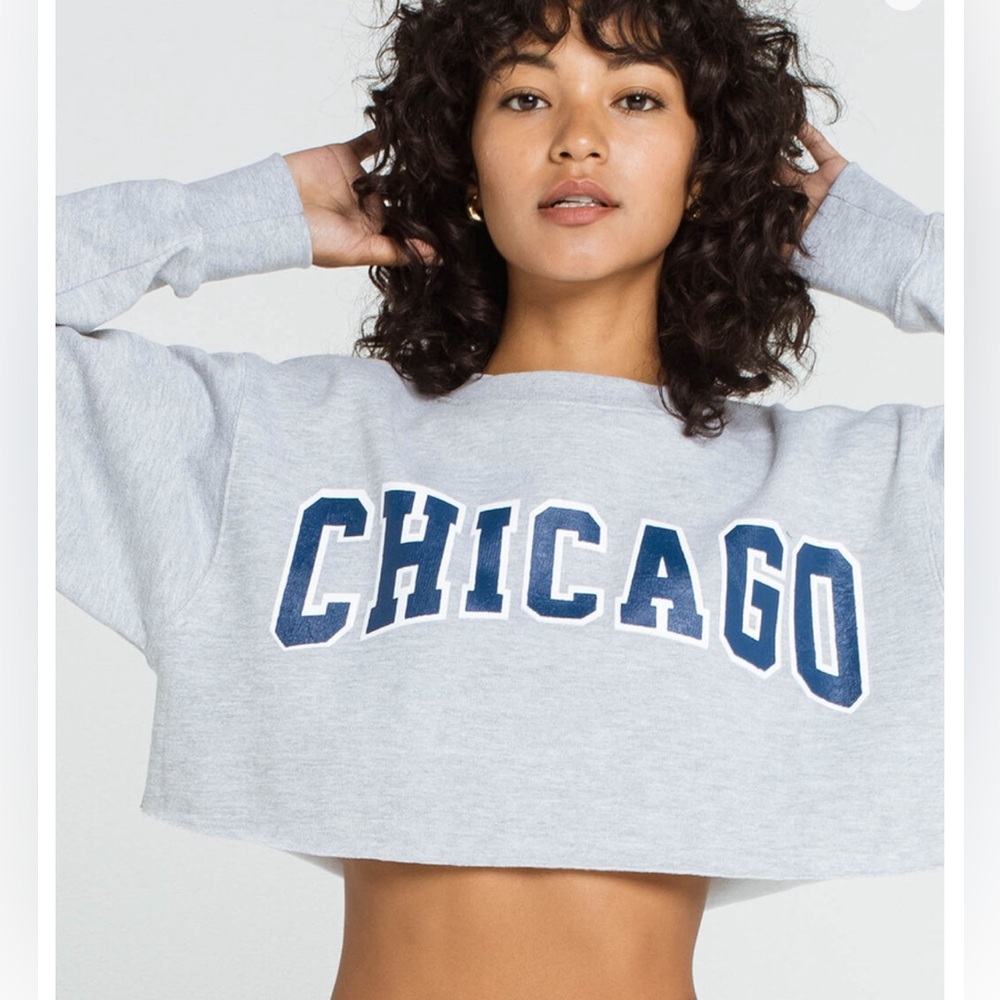 Full Tilt Chicago Crewneck Cropped Pullover Sweater Womens Size Small - Picture 3 of 7